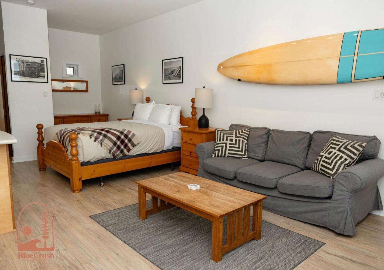 Wave Haven Waterfront Condo Hotel 토피노 외부 사진