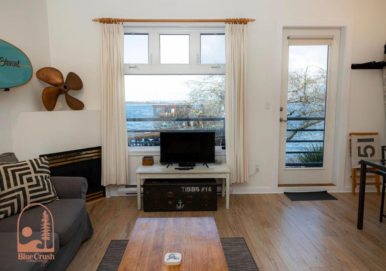 Wave Haven Waterfront Condo Hotel 토피노 외부 사진